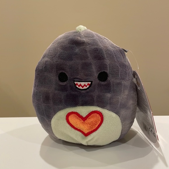 Squishmallows Other Nwt 5 Xander The Trex Valentine Squishmallow